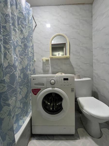 Яшнабадский район , рынок Кадышева <br />
<br />
Авиасозлар  — фото 4