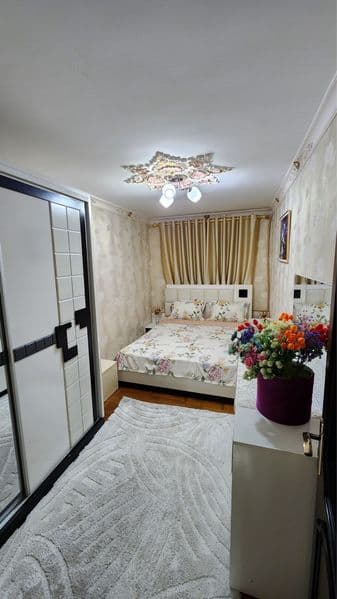 Arenda Chilonzor 8 kv<br />
183-maktabni yonida<br />
2xona 