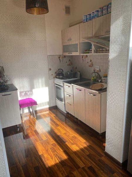 Квартира двухкомнатная <br />
Есть мебел: Холодильник,Телеви — фото 4