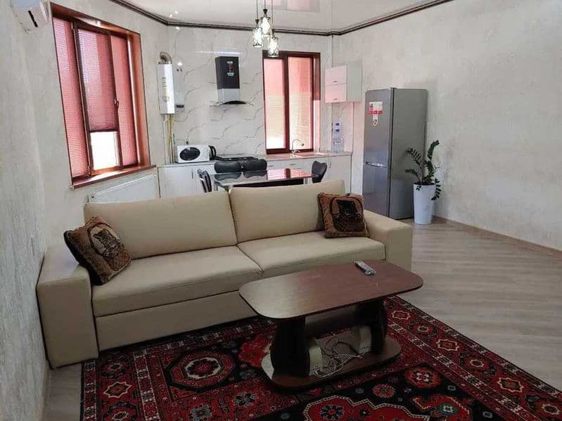 Район: Шайхантахурский<br />
Адрес: хадра<br />
<br />
Комна