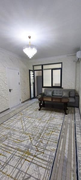 Сдаётся 2х комнатная<br />
Авиасозлар3<br />
1 этаж с Евро-р