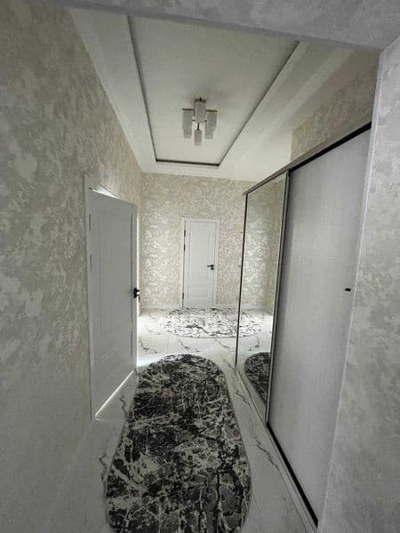 Сдаётся шикарная 1-комнатная квартира в Новостройка<br />
<b — фото 4