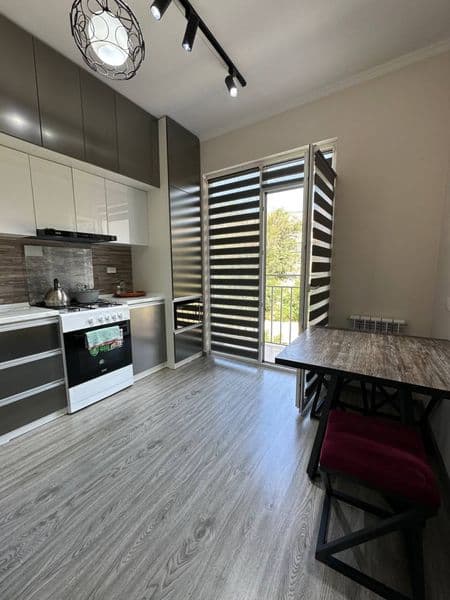 Сдаётся шикарная 1-комнатная квартира в Новостройка<br />
<b — фото 5