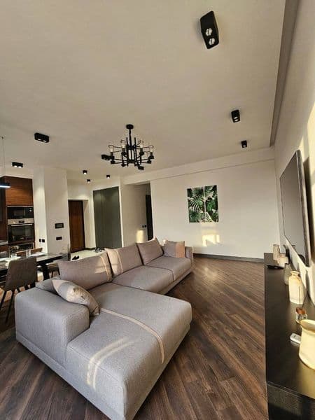 СРОЧНО Сдается квартира ПРЕМИУМ класса<br />
<br />
• Район: