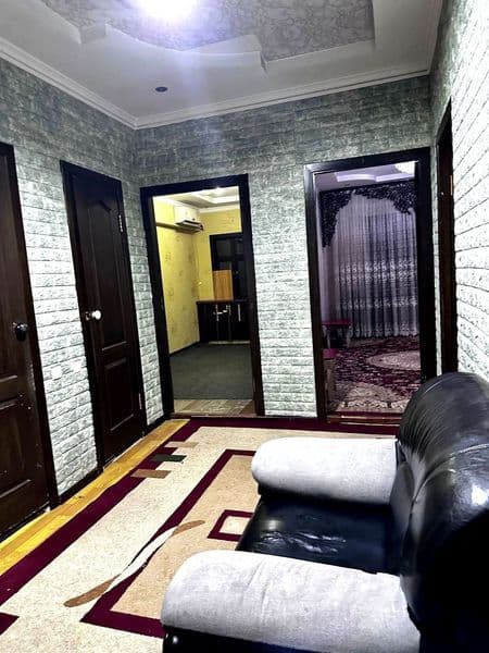 Manzil: Chilonzor, Farhadskiy Bozordan Oʻtganda Outlet, Ucht