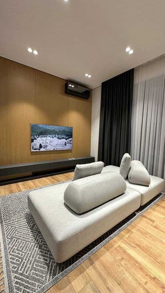 Жилой комплекс: Nest One<br />
Комнат: 3<br />
Этаж:  17<br 