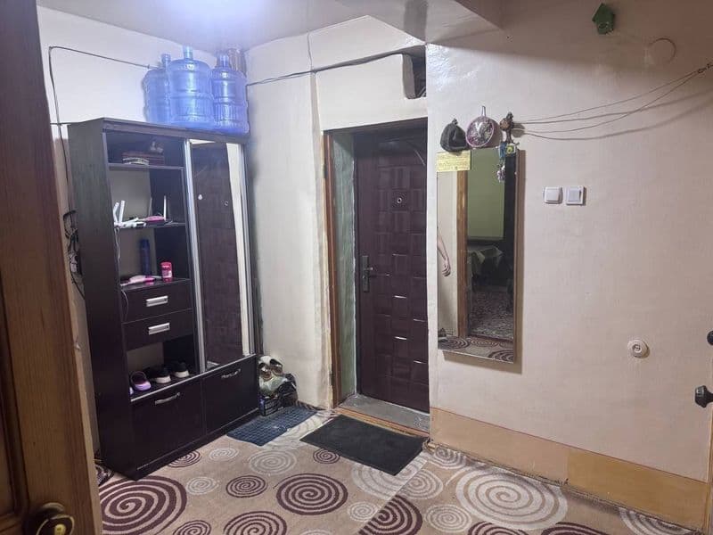 Шерикликка боллар керак! <br />
Квартирада ичмедиган, чекмид