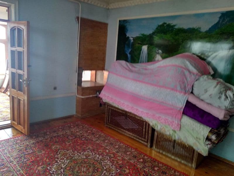 Bodomzorda uy arendaga beriladi srochna <br />
2 sotik 5 xon — фото 3