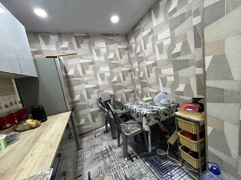 Сдаётся комната в трёхкомнатной квартире с хозяйкой.<br />
Т — фото 2