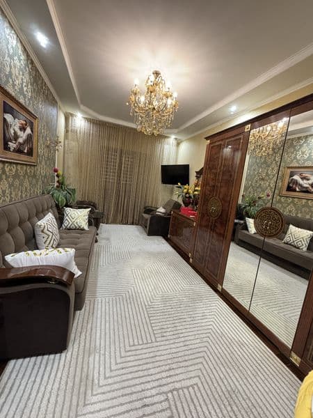 2х ком квартира перед в трех ком <br />
Первый этаж с больши — фото 4