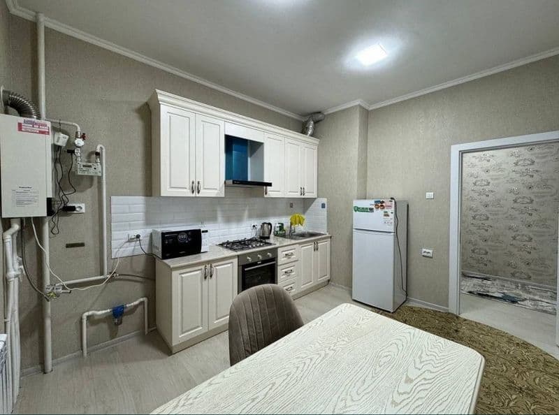 #аренда<br />
<br />
Сдаётся квартира на Махтумкули. <br />
 — фото 4