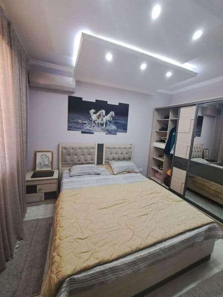 #Kvartira<br />
Kimlar uchun: Oilaga Yoki 5Ta Qizga <br />
M