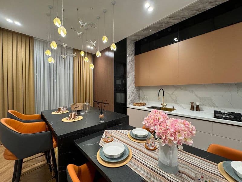 Ойбек аренда новастройка 3 комнт ж Авторский дизайн/ новая — фото 3