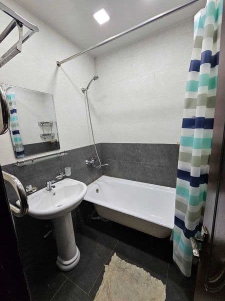 Yunus obod tumanida Megapolisni yoni 2 honalik uy arendaga b