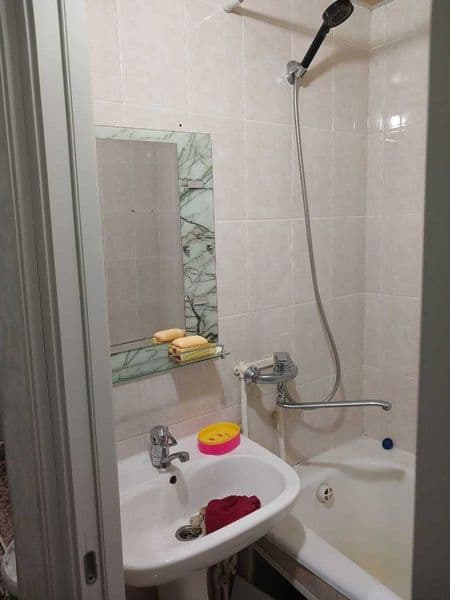 сдам однокомнатную квартиру на массиве карасу -2. с обстанов — фото 3