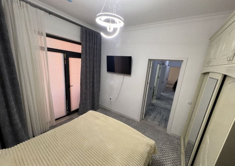 Янги Сергели 2-метро бекати яқинида шинам 1 хона ли квартира