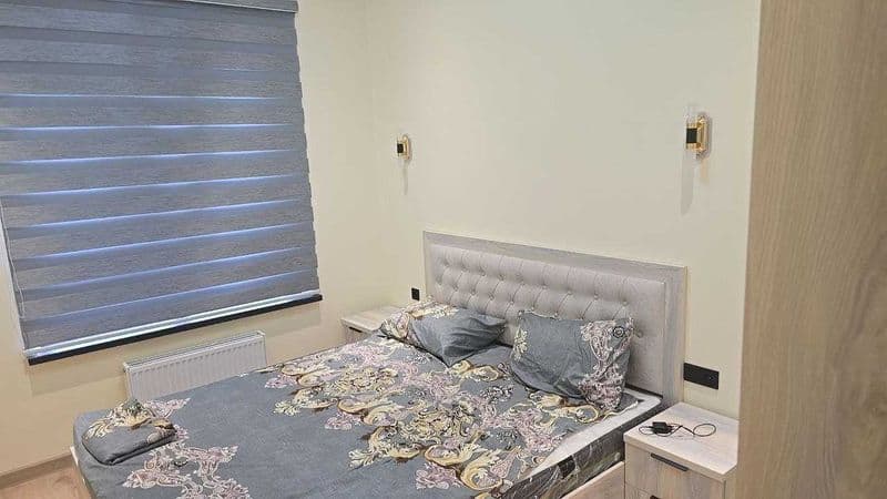 Район ; Юнусабад<br />
Адрес : ТЦ Мегапланет<br />
<br />
—  — фото 2