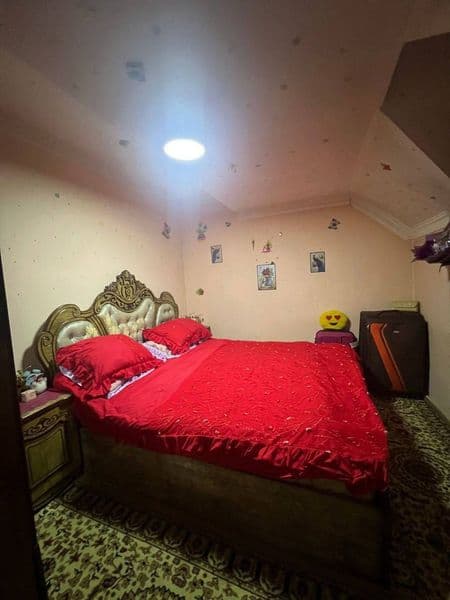 Сдается квартира иностранцам или молодой семье<br />
• Район