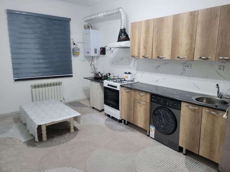 Yangi Darhon qizil domlardan 32 dom 1 etaj 2 xonali uy<br />