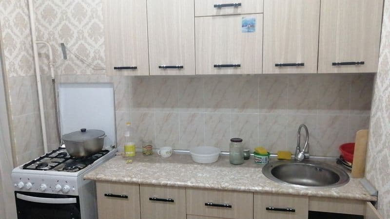 Chilonzor metroga yaqin joyda oʻgʻil bolalarga ijaraga uy bo