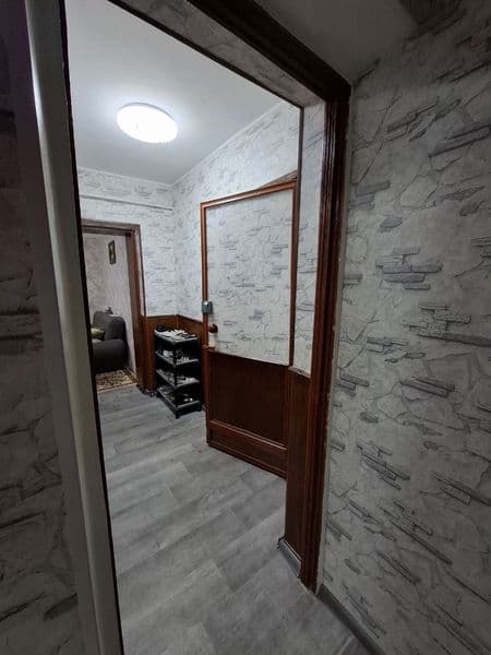 Аренда 2/2/5 <br />
40м²<br />
Кирпич, 1х3 балкон<br />
Мало — фото 4