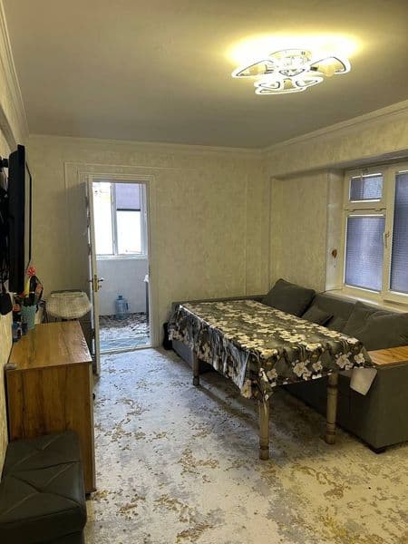 Район: Алмазский <br />
Мўлжал: Коракамиш 1/4<br />
Арентир 