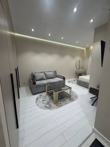 Mirzo Ulugʻbekda remonti alo uy ijaraga beriladi <br />
Orin