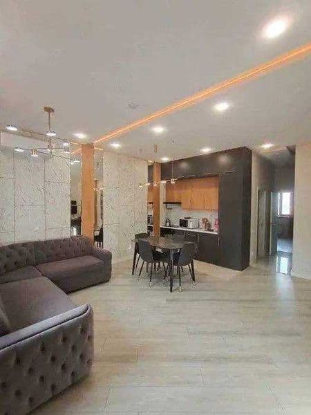 Основные параметры:<br />
2 комнаты<br />
Площадь 60 м²<br /