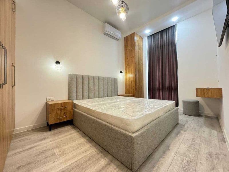 Сдаётся шикарная 1-комнатная квартира в Новостройка<br />
<b