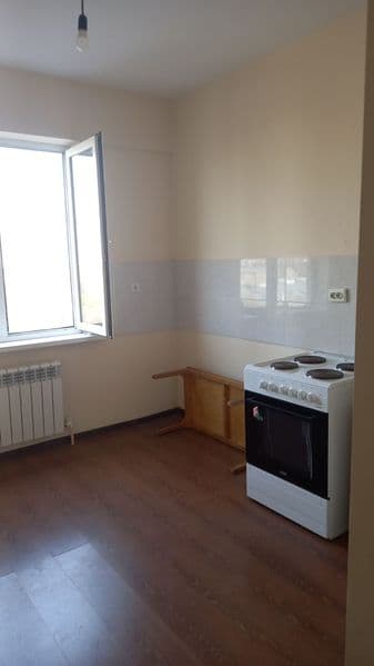 Shayhontohur samarqan darvoza 1 xonali uy oyga 350$ maklersi