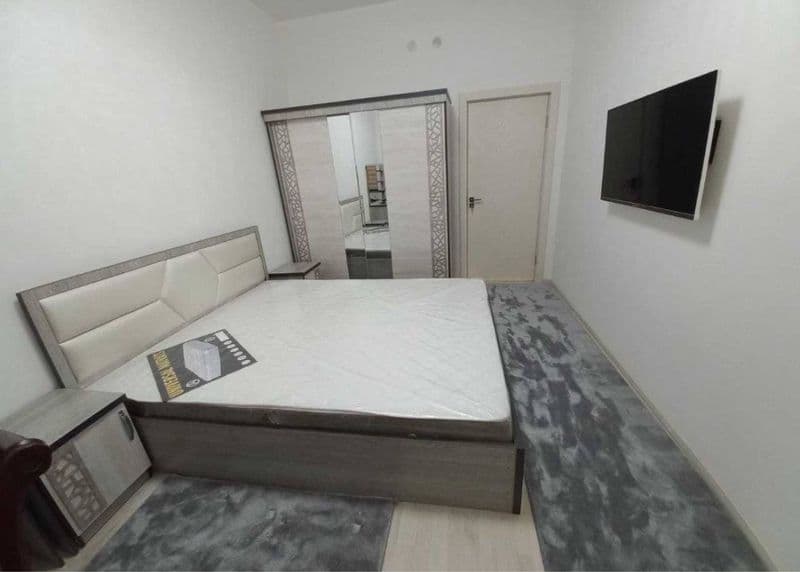 Район - Алмазарский<br />
Ориентир - Корасарой<br />
Комнат 