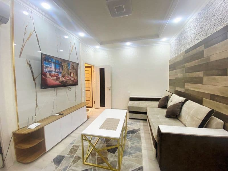 Аренда долгосрочная Чилонзор 2 квартал. <br />
1*2/2/4.<br /