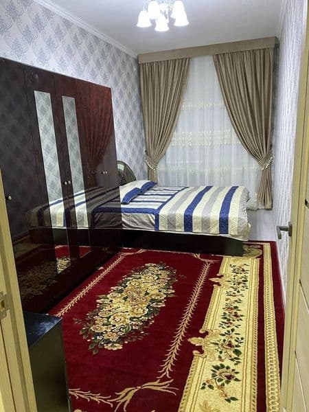 Yakkasaroy tumanida, Oybek metrosi yonida 2 xonali shinam va