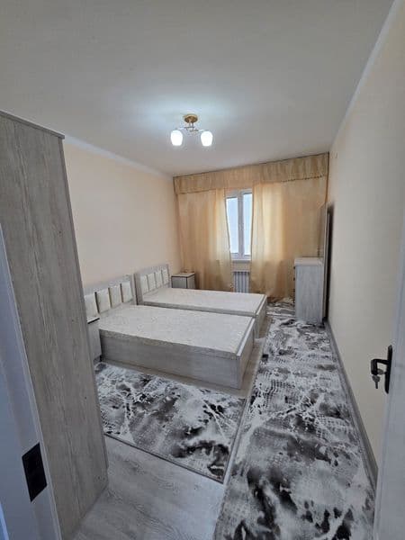 Квартира сдаётся впервые, на долгий срок.<br />
Третью комна — фото 4