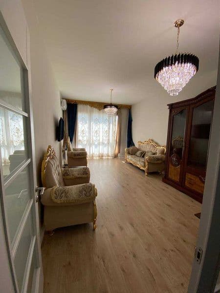 Сдается квартира для семейных<br />
<br />
• Район: Алмазар<