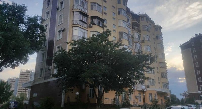 Хамид Олимжон<br />
Рядом с акай сити<br />
1/6/8<br />
42 м — фото 3