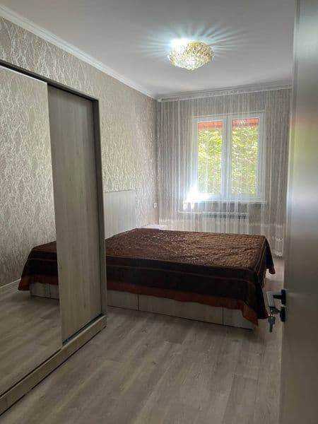 Сдаётся квартира!!!<br />
Чиланзар 8 <br />
2хкомнатная /2эт — фото 3