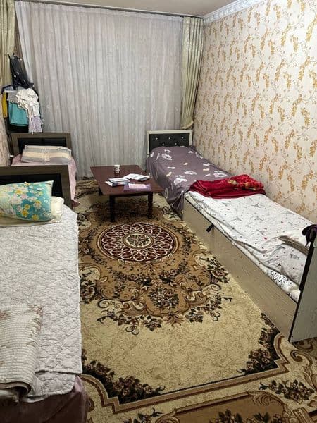 Qizlari qoyaman Johon tillari oldida akuratniy ishlidigon oq