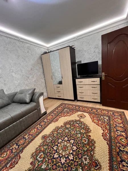 Чиланзар 5квартал <br />
Метро Новза<br />
1/4/4<br />
38м2< — фото 2