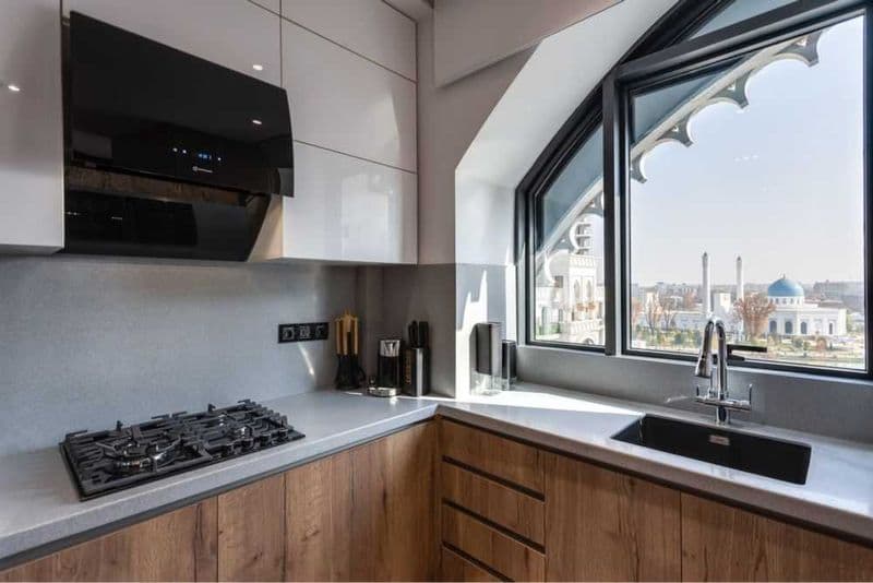 Район: Юнусабадский<br />
Адрес: Ц-5<br />
<br />
Комнат: 2< — фото 5