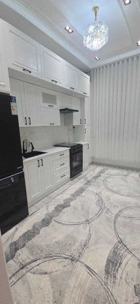 Сдаётся 3-комнатная квартира — 100 м² (Евро ремонт)<br />
<b