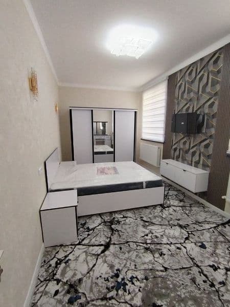 Manzil: Abdulla Qodiriy 7 (Hamid Olimjon yaqin)<br />
 Metro