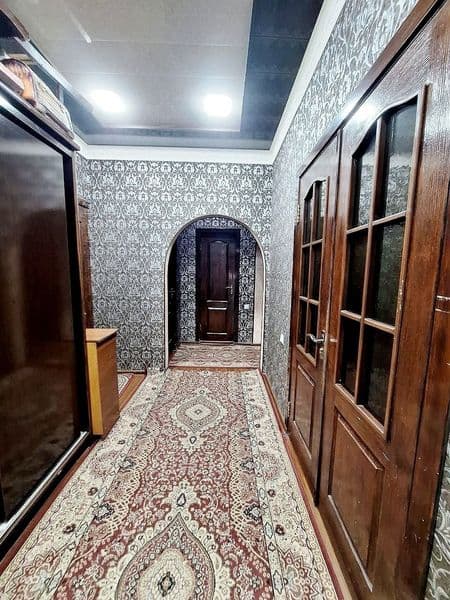 Chilonzor metro yaqinida joylashgan 2 xona uy ijaraga berila — фото 3