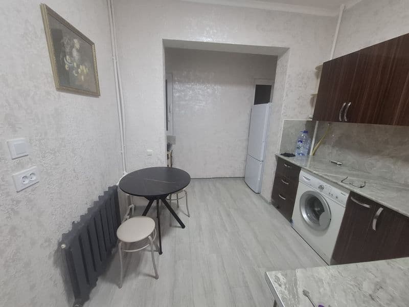 Сдам свою однокомнатную квартиру Яшнабадский р-он,возле база — фото 4