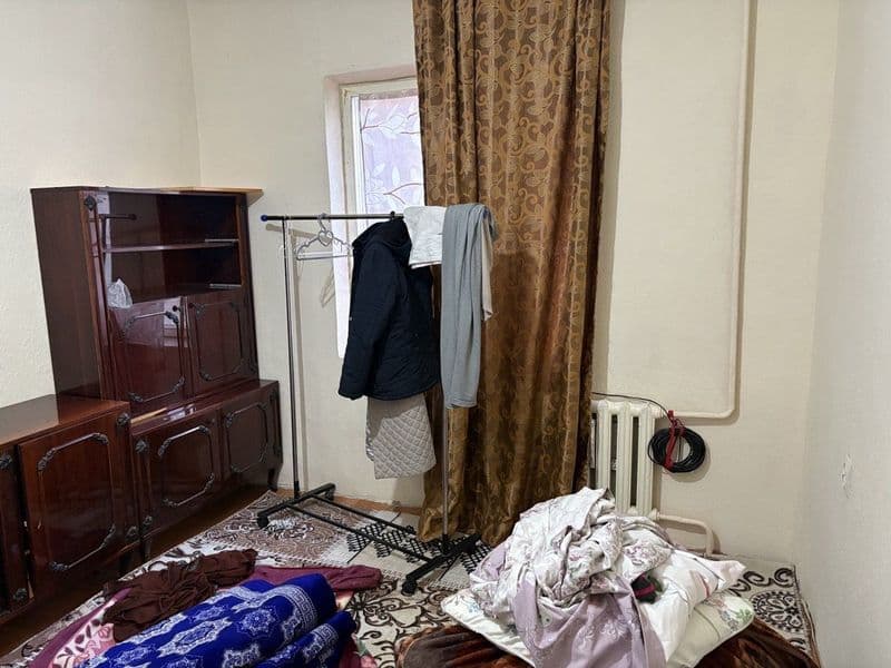 Mirzo Ulugʻbek Axmad Yugnakiy 3 xona kv ijaraga beriladi