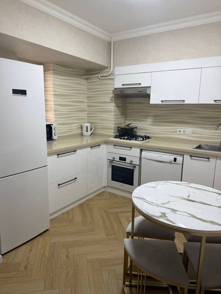 Удобное расположение, метро, учебный центр, супермаркеты, ма — фото 2