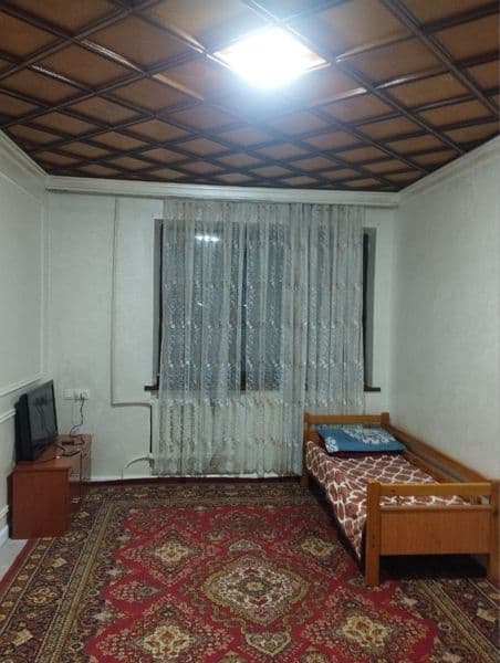 Чиланзар 9 кв <br />
1/1/4 <br />
С мебелью и техникой <br /