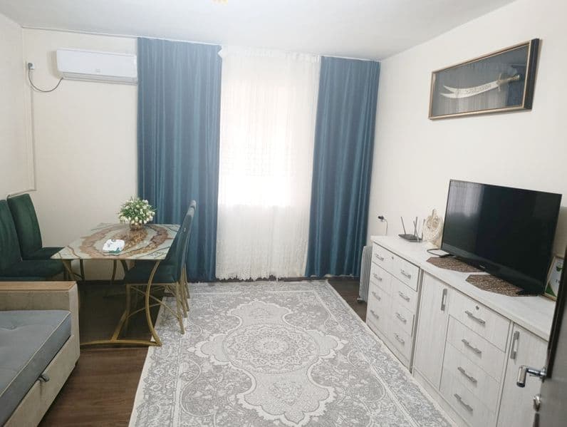 2/1/7 (2-комнатная квартира, 1 этаж, 7-этажного дома)<br />
