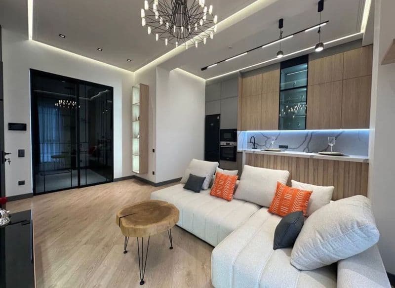 Ойбек метро / 2 комнатная/ б Сдаётся безупречная/ Авторский  — фото 2