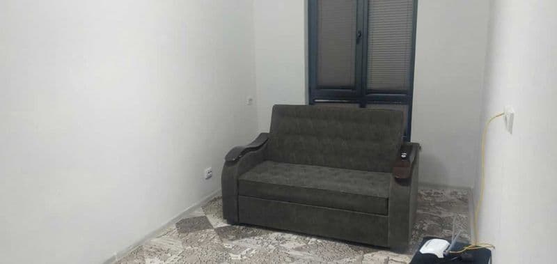 An apartment on the second floor of a five-story building (A — фото 4